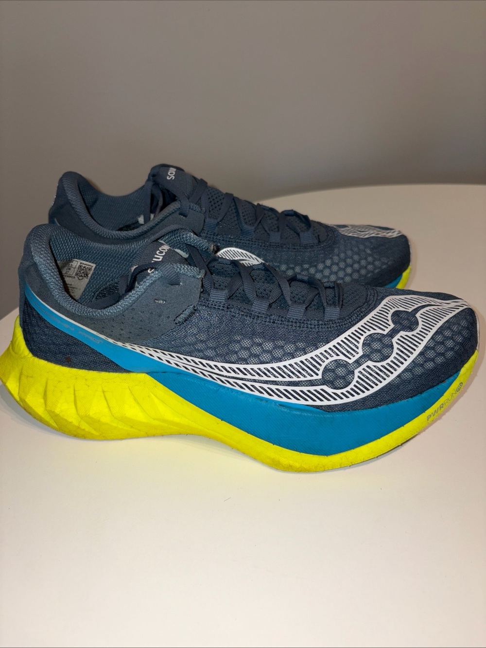 Saucony Endorphin pro 4 women’s size 10.5 carbon plated running shoes
